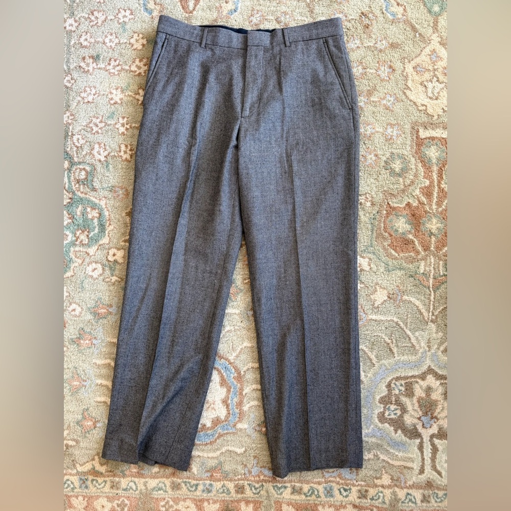 Banana Republic 100% Wool Gray Dress Pants Size 33 x 30